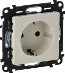 2P+E socket with shut. Valena Life -German std -VDE compliant -16A -250V -ivory 753209 | 3414970574923