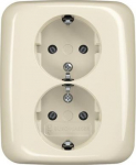 Complete cover. With screwless terminals. DP (2 P + E) Suitable for 1gang flush-mounted boxes. 2TKA00003895 | 6438199005409