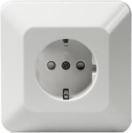 There are terminals for each contact of the socket outlet. The terminals are for max 2 rigid wires. No X-terminals. 2TKA00001360 | 6418677310041