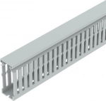 Instalācijas vadu kanāls, kas nesatur halogēnogļūdeņražus, horizontālai un vertikālai izvieto&scaron;anai komutācijas skapī. 6132550 | 4012197293512