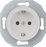 Renova - single socket outlet - 2P + E - 16 A - 250 V - white WDE011105 | 3606480698057