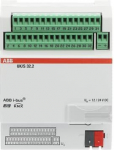 To connect push buttons or signal lamps to the ABB i-bus&reg;, e.g., in an operating/display tableau. It has 32 channels which can be freely parameterised as inputs/outputs using the ETS software. Requires an external 12/24 V DC auxiliary power supply. 2 ...
