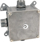 Wiring distribution box from aluminium alloy. Outlets are adjusted for metal pipes distribution system with thread M20. Fitted with a clamp for installation in TNS networks 7116 B_M20 | 8595057689527