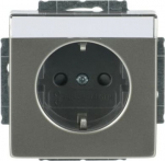 DP (2 P + E) Size of labelling field: 60 x 9 mm. Surface painted. Anti fingerprint. Shuttered. 2CKA002013A5432 | 4011395228975