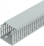 Halogēnus nesaturo&scaron;s instalācijas vadu kanāls ar&nbsp;vāku un perforētu pamatni, DIN EN 50085-2-3. 6178559 | 4012195803799