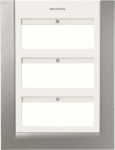 Color: White plate / Silver frame   Zenit centralization frames for flush mounting boxes code T1093.1 and surface mounting boxes code T1293.   3-gang - 6+6+6 modules.   For 1, 2 or 3 module devices.   Size (height x width): 275 x 212 mm 2CLA127300T12 ...
