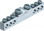 &bull; Kontaktu panelis no niķelēta misiņa &bull; Galvaniski cinkota tērauda skrūves un skava  Pievieno&scaron;anas iespējas: &bull; 6 vadi 1,5&ndash;10 mm&sup2; &bull; 1 vads 6&ndash;16 mm&sup2; 5015553 | 4012195378495