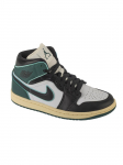 JORDAN - Naiste vabaaja jalatsid, Air Jordan 1 Mid SE FQ7818-100