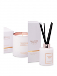 MAISON PRIVE - Kodul&otilde;hna ja k&uuml;&uuml;nla komplekt (inglise pirn, freesia ja valge &otilde;ie teeaine)