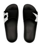 Pl&auml;tud Hydrogen Cyber Slippers - Must