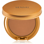 Sensai Silky Bronze Natural Veil Compact Kompaktne puuder-jumestuskreem kirgastava ja siluva efektiga varjund SC04 Dark 8,5 g
