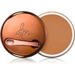 Danessa Myricks Beauty Yummy Skin Blurring Balm Powder Kompaktne jumestuskreem varjund 5.5 - Medium To Tan with Neutral Undertones 18 g