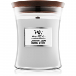 Woodwick Lavender & Cedar l&otilde;hnak&uuml;&uuml;nal puidust taht 275 g