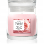 Yankee Candle Fresh Cut Roses l&otilde;hnak&uuml;&uuml;nal Signature 110 g