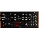 Moog Labyrinth, poolmodulaarne analoogs&uuml;ntesaator, 20 sisendit, 12 v&auml;ljundit, 1.5 kg, 4 W, naturaalne puit, grafiit