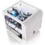 Thermaltake PC korpus Core V1 MiniITX Window - Snow Edition CA-1B8-00S6WN-01, 20cm ventilaator, valge, 2x USB 3.0, 4 ketta pesa