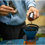 Kohvifilter COLLAPSIBLE Java Drip, GSI OUTDOORS, 0090497794827, Kaal: 128g, Suurus kokkupanduna: &Oslash; 14 x 2,5 cm, Materjal: Pol&uuml;prop&uuml;leen | Nailon | Ilma BPA-ta