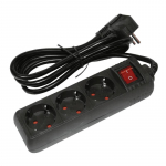 Pikendusjuhe 3 pistikupesaga 3 m koos maanduse ja l&uuml;litiga 3G x 1,5 mm 9037133 BESK