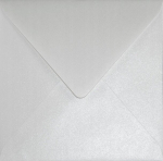 Dekoratiivsed metalliseeritud ruudukujulised &uuml;mbrikud, Sirio Pearl K4 15,5x15,5 Ice White valge 25tk. 110g