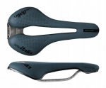 Selle Italia Flite Boost Gravel Ti316 Superflow sinine sadul