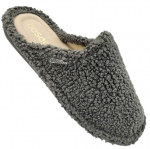 Naiste karusnahast sussid, soe nahksisetald, kummist tald. Bosaco