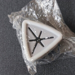 Pole Vaja Puurimist, Suurem ja V&auml;iksem R&auml;tikuhoidja Vannitoa jaoks.