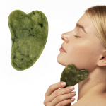 GUA SHA jadekivist n&auml;omassaažiseade