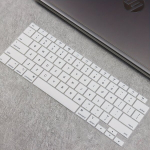 MacBook Air 13.3 Silikoonist Klaviatuuri Kate Veekindel, Baltas