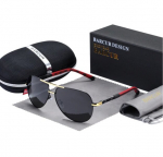 Polariseeritud roostevabast terasest p&auml;ikeseprillid meestele.