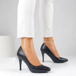 Sergio Leone klassikalised mustad kontsakingad