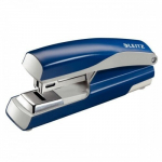 Klammerdaja LEITZ 5505, klammerdab kuni 30 lehte, sinine