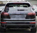 Porsche CAYENNE II pagasiruumi kroomitud riba 21