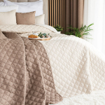 Dekoratiivne pleed, Markizeta, 170x210 cm, kreemikas v&auml;rv