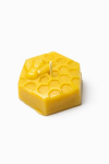 Mesilasvahast k&uuml;&uuml;nal "Mesilane kuusnurksel k&auml;rjel", 71g, Nordhelios