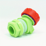 1tk Plastikust Kraan Segisti Kodukasutuseks - Nupu Stiilis Kraan Veesoojendi, Joogi&auml;mber - Sisaldab Lameda P&otilde;hjaga Klapipead ja 2 Kummir&otilde;ngast.