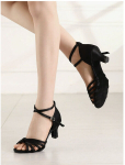 Naiste mustad madala kontsaga 5,5 cm s&otilde;lmega pahkluu rihmaga tantsukingad peotreeninguks salsasandaalid, 34