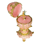 Faberge stiilis muusikaline muna haldjaga