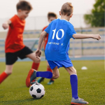 Laste jalgpallivorm numbriga 10, komplekt, sinine, 150-155 cm &mdash; poiste spordiriided, jalgpalliriided, noorte treeningkomplekt, jalgpallis&auml;rk sokid, kehalise kasvatuse riided, laste kiiresti kuivav riietus