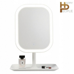 Andy l&auml;ikiv meigipeegel