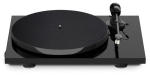 Pro-Ject E1 BT gramofon sisseehitatud eelv&otilde;imendiga ja AT3600L helipeaga, Bluetooth-saatja, must