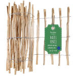 Creative Home aiapiirde &otilde;ue | 80 cm k&otilde;rge, 5 m pikkune sarapuupuidust rullpiire | Paneelide vahe 7&ndash;9 cm | Puidust piirdeaed murule, peenra &auml;&auml;ristuseks sarapuust