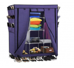 Kokkupandav riidest riidekapp sinises v&auml;rvitoonis, r&otilde;&otilde;msad inimesed, andy