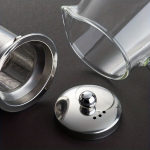 Mitmek&uuml;lgne Kestlik Kuumakindel Klaas Teekann Roostevaba Teras Infusiooniga, 550 ml