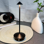 LED lauavalgusti, Juoda