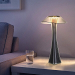 Disain laualamp Laetav puutetundlik LED-laualamp &ndash; h&auml;mardatav titaanist USB voodilamp 3W juhtmeta laualamp aku ja lambivarjuga magamistuppa elutuppa ja kontorisse