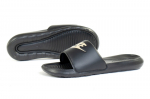 Meeste pl&auml;tud Nike Victori One Slide, mustad