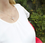 H&otilde;bedane kaelakee Beneto tsirkoonidega Angel TAGS835 / 47L (kett, ripats)