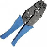 Presspistikud / kombineeritud n&auml;pitsad p&otilde;rkmehhanismiga punaste / siniste / kollaste &uuml;hendusmuhvrite / lameda pistiku / ots&uuml;henduste ja t&auml;iendavate &uuml;henduste jaoks