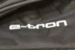 Audi E-Tron 2019 on 4 laadimiskaabli hoiukott ees Ehtne 4KE071073