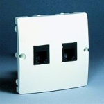 Kontakt-simon Simon Basic Rj11 telefonipesa, valge